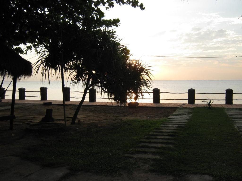 Kep Seaside Guesthouse Exterior photo